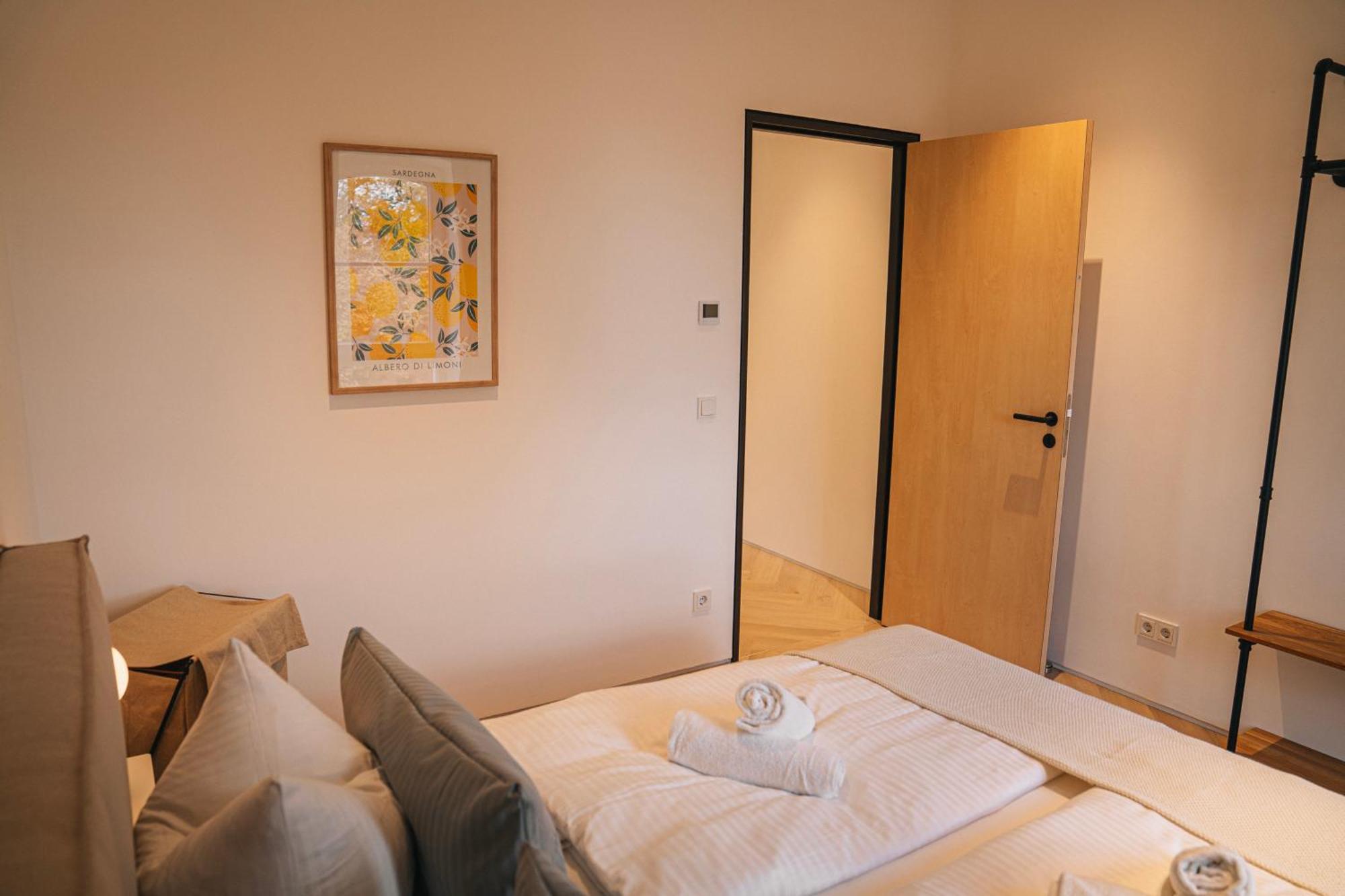 Rr - Penthouse - Luxe 105 Qm - Central - Wifi Магдебург Екстериор снимка